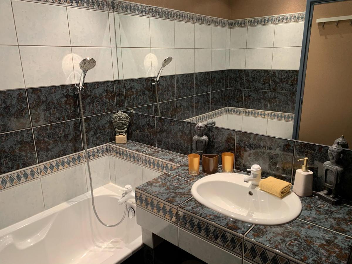 Bed and Breakfast Le Moulin Du Boisset Saint-Denis-les-Martel Экстерьер фото