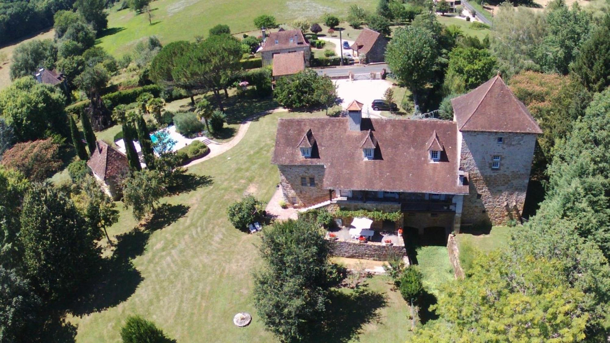 Bed and Breakfast Le Moulin Du Boisset Saint-Denis-les-Martel Экстерьер фото