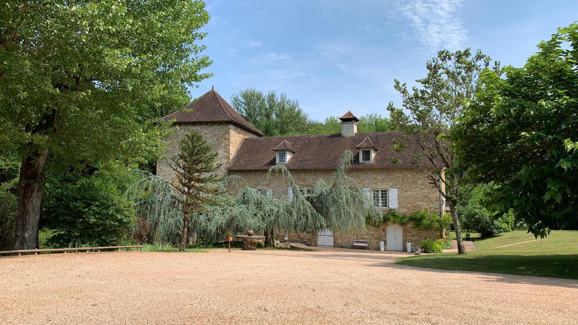 Bed and Breakfast Le Moulin Du Boisset Saint-Denis-les-Martel Экстерьер фото