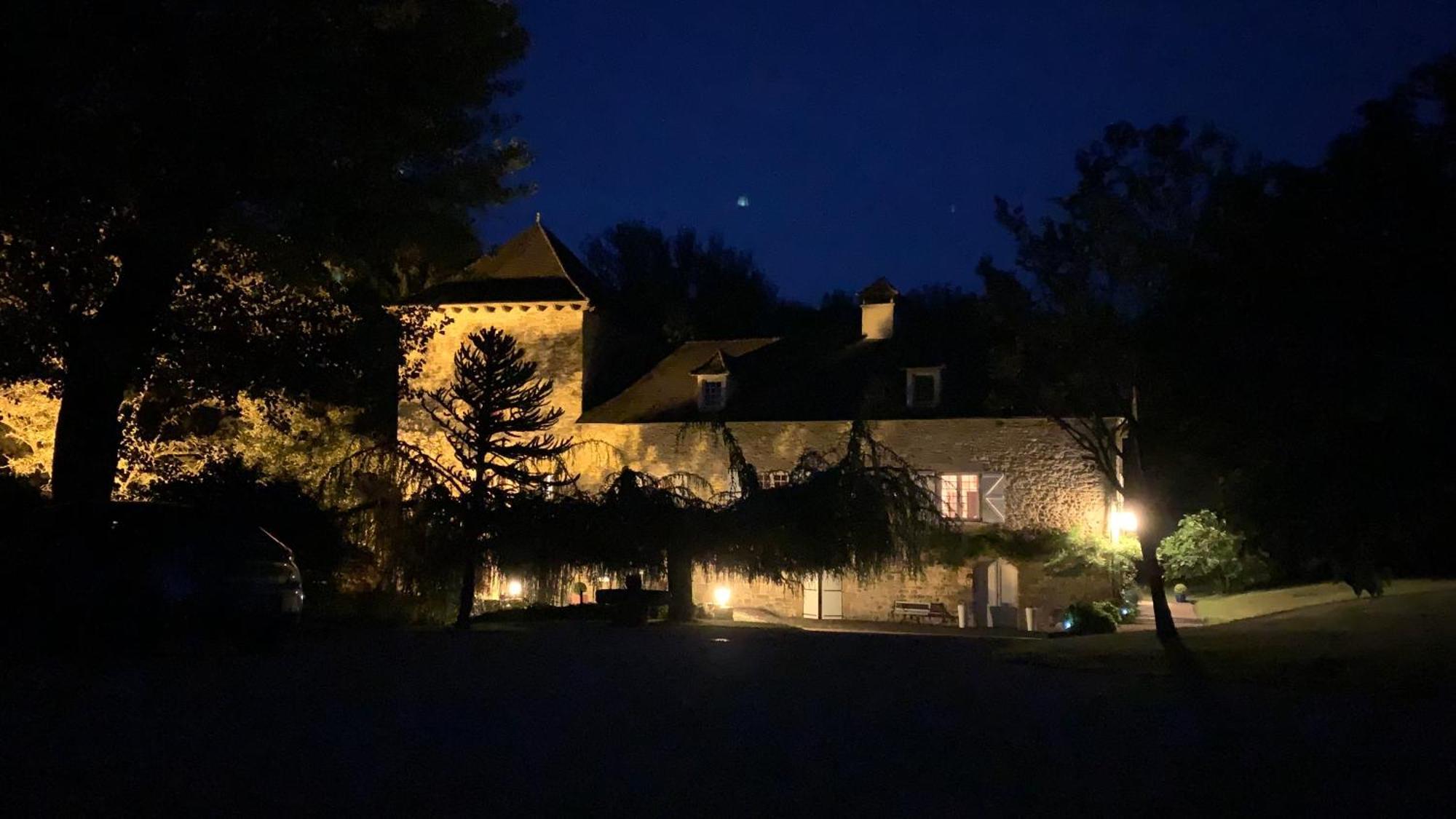Bed and Breakfast Le Moulin Du Boisset Saint-Denis-les-Martel Экстерьер фото